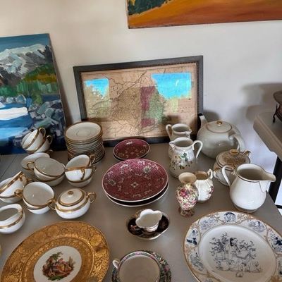 Estate sale photo