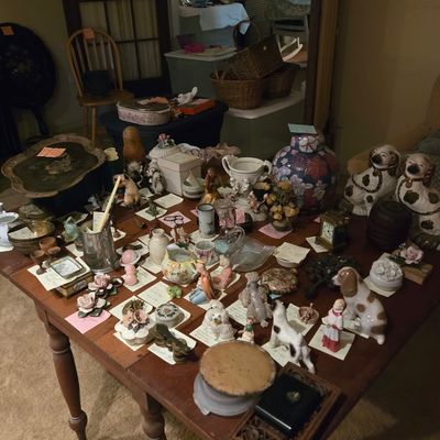 Antique figurines