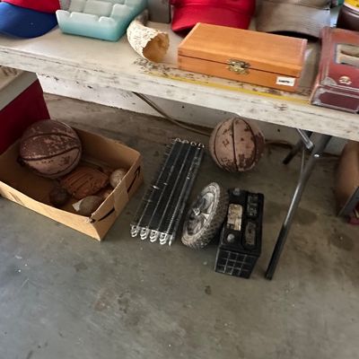 Sale Photo Thumbnail #182