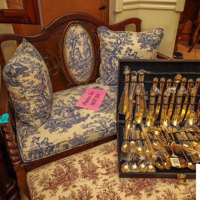 Sale Photo Thumbnail #46