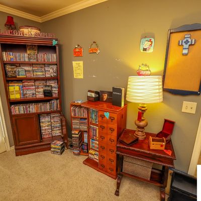 Sale Photo Thumbnail #77