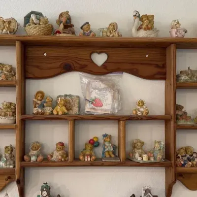 Huge Lot Of Cherished Teddies By Enesco With Display And With Adoption Certificates 