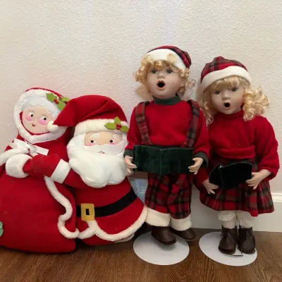 Assorted Christmas Dolls & Holiday Figures – Carolers, Santa & Mrs. Claus