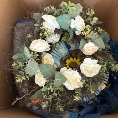 Huge Lot Of Wreaths - Decorative 