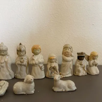10-Piece Cream & Gold Ceramic Nativity Scene Set