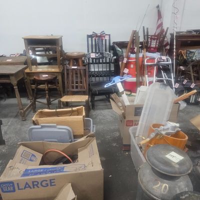 Estate sale photo