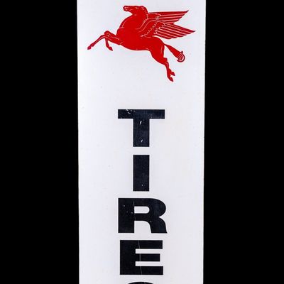 Sale Photo Thumbnail #13: Vintage Mobil Tires Tin sign
