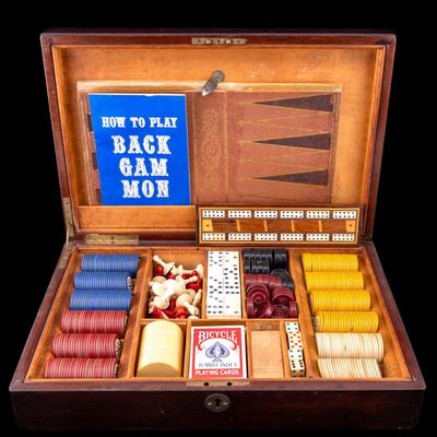 Sale Photo Thumbnail #349: Vintage Game Case