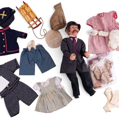 Sale Photo Thumbnail #278: Boyd's Bears Clothes & More