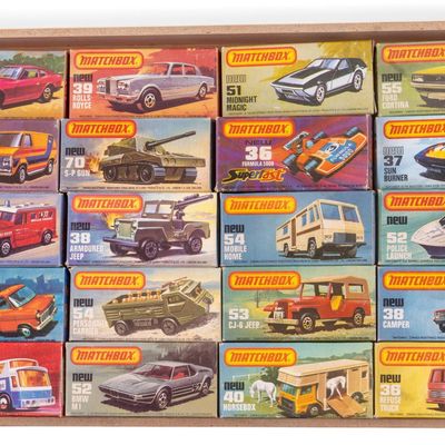 Sale Photo Thumbnail #156: 20 Vintage Matchbox Cars