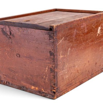 Sale Photo Thumbnail #164: Sliding Lid Box w/ Dovetail Construction