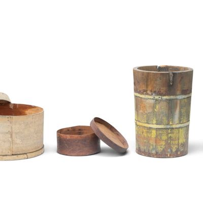 Sale Photo Thumbnail #53: 2 Wooden Buckets and 2 Band Boxes