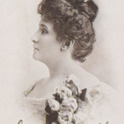 Sale Photo Thumbnail #97: Nellie Melba Autographed Reutlinger Paris Promotional Photograph