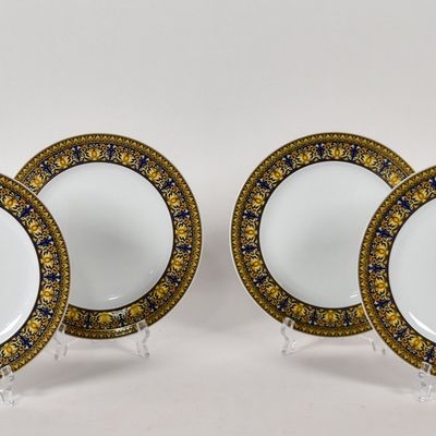 Sale Photo Thumbnail #210: Set of 6 Versace Rosenthal Porcelain Medusa Blue Plates