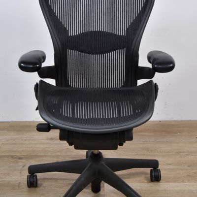 Sale Photo Thumbnail #439: Herman Miller Aeron Ergonomic Task Chair