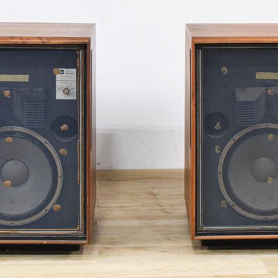 Sale Photo Thumbnail #69: Pair of JBL L200 Studio Master Walnut Floor-Standing Speakers