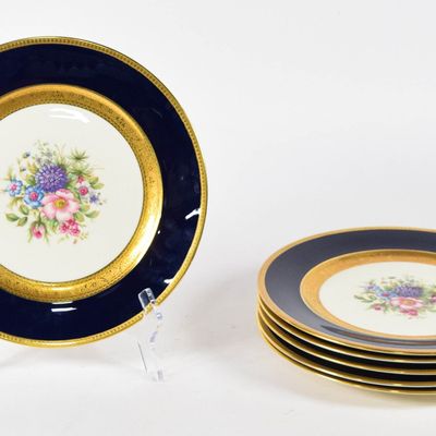 Sale Photo Thumbnail #221: 6 Rosenthal Ivory Porcelain Service Plates