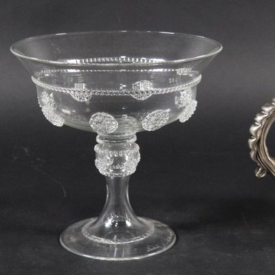 Sale Photo Thumbnail #195: 3 Pieces of Decorative Art Glass Including Anthony Stern and Juliska