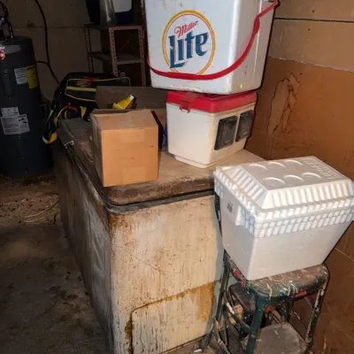 Estate sale photo