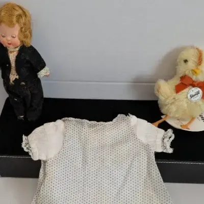 (Newer) Steiff Baby Chick and 1950's Doll, Baby Dress