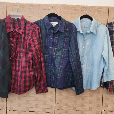 Ladies 10/12P  Button Down/ Long Sleeve Shirts (3 Talbots/2 Foxcroft) 