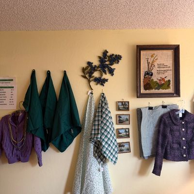 Sale Photo Thumbnail #18: Linens
Handmade Sweater