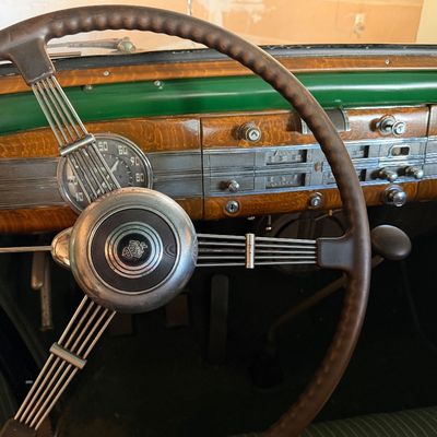Sale Photo Thumbnail #100: Steering wheel
Dash board