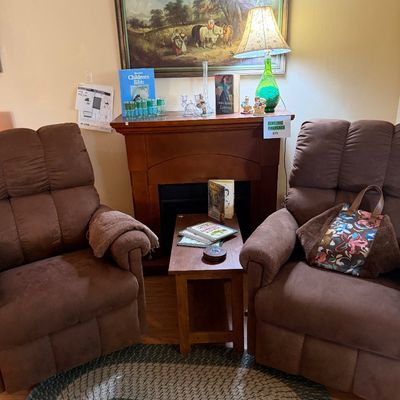 Sale Photo Thumbnail #67: Electric Fireplace
