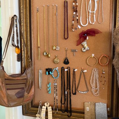 Sale Photo Thumbnail #10: Costume Jewelry