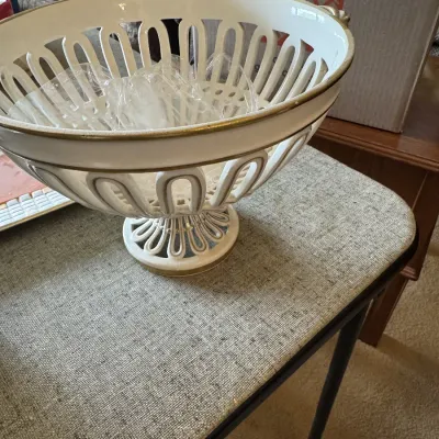 Sale Photo Thumbnail #12: An example of available pottery