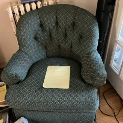 Swivel Upholstered Barrel Chair 