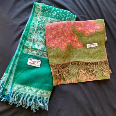 Shawl/Pashmina Lot