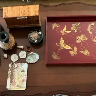 Various Decor Items 