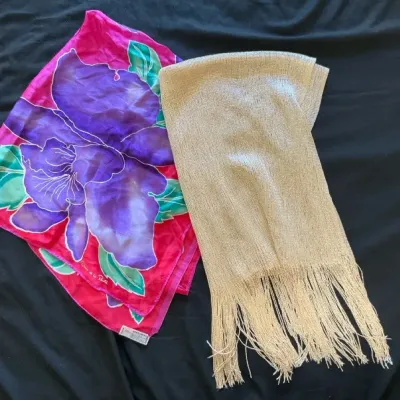 Fashion Scarves incl. Oscar de la Renta