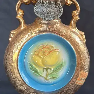 Vintage 1978 Jim Beam Yellow Rose Of Texas Rye Decanter