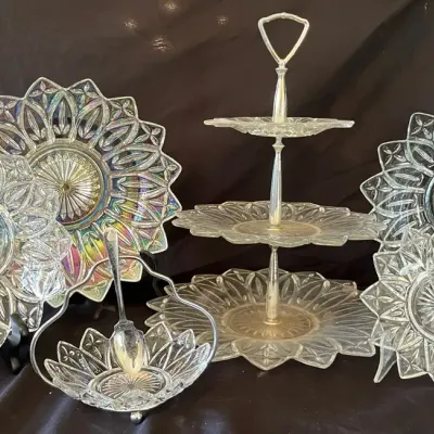 Federal Petal Clear Glass Serving Collection