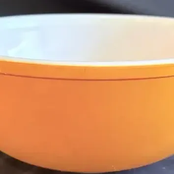 Vintage Orange Pyrex 4 Quart Mixing Bowl 