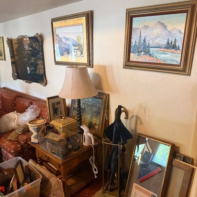 Estate sale photo