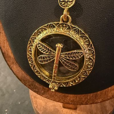 Gold tone dragonfly pendant necklace