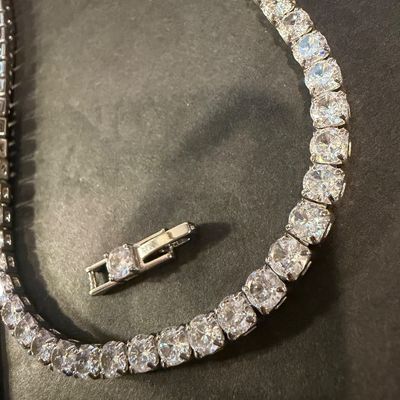 Vintage silver tone round cut gemstone beautiful necklace