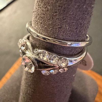 Silver tone beautiful ring set