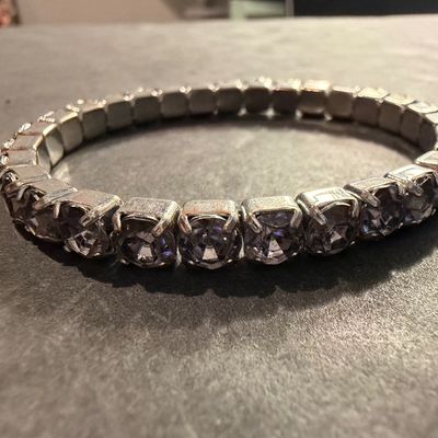 Stretchy gemstone type stretch bracelet