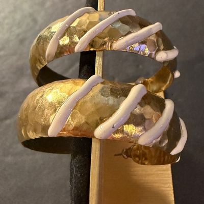 Vintage gold tone hoop earring set