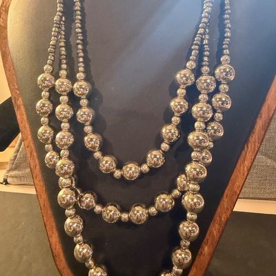 Vintage 3 layer silver tone ball beaded statement necklace MADE IN INDONESIA