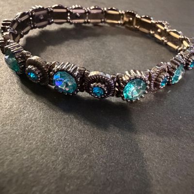 Aqua colored gemstone type stretch bracelet