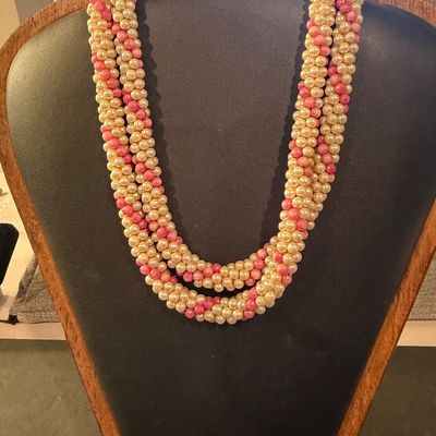 Pink and white twist pearl type beaded multilayer vintage necklace