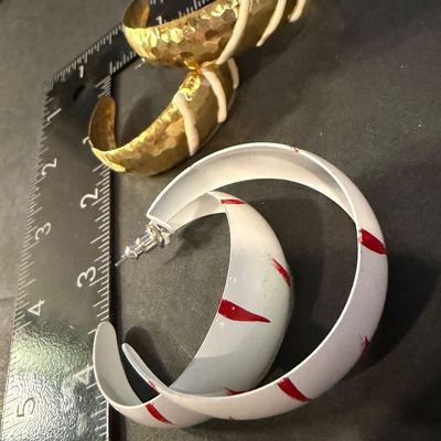 Vintage gold tone hoop earring set