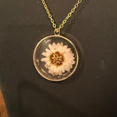 Fashion flower necklace