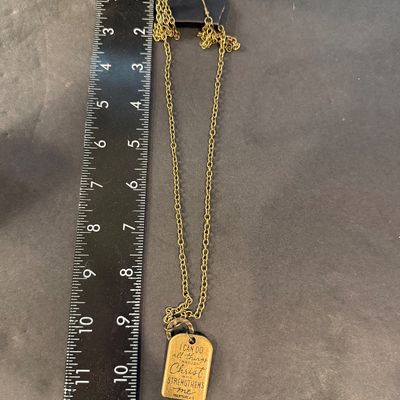 Paparazzi gold tone necklace and earring set