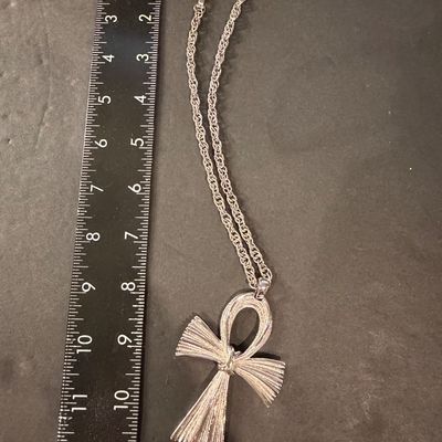 Vintage silver tone statement necklace